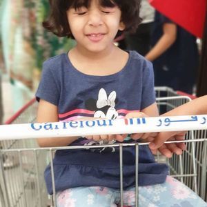 Meet your Posher, Hooria